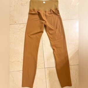 Vuori Tan Ribbed Leggings